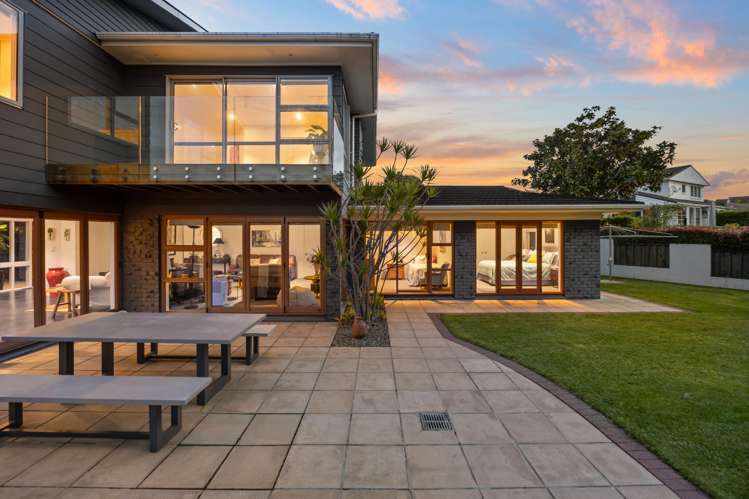 14 Davita Place Farm Cove_24