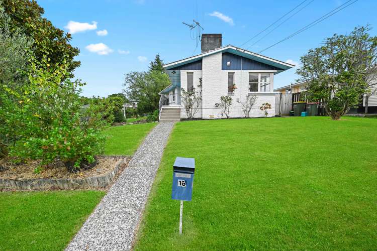 16 Te Anau Place Glenview_13