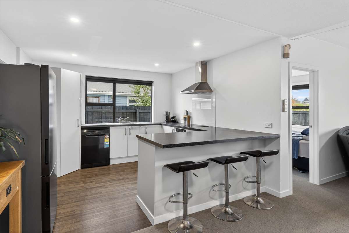270 Breezes Road_0