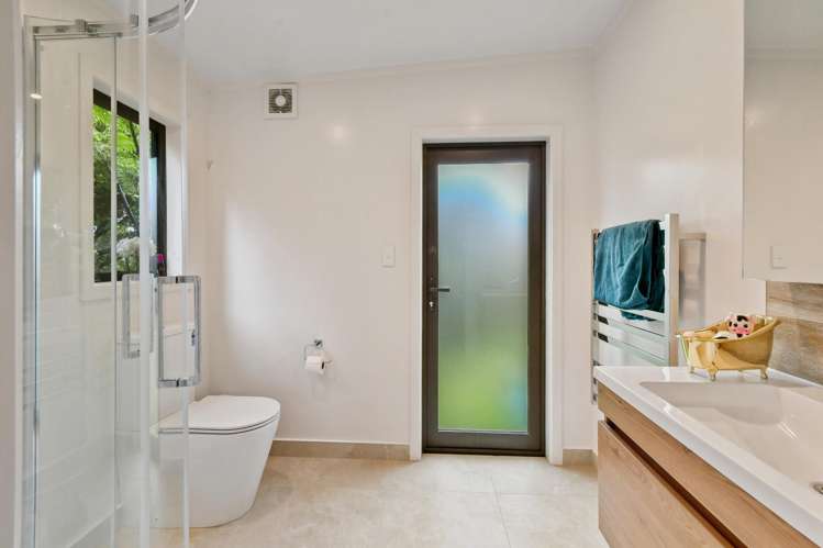 47 Cherrington Road Clevedon_30