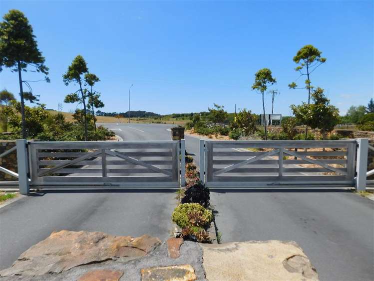 2000 Cove Road Mangawhai_1