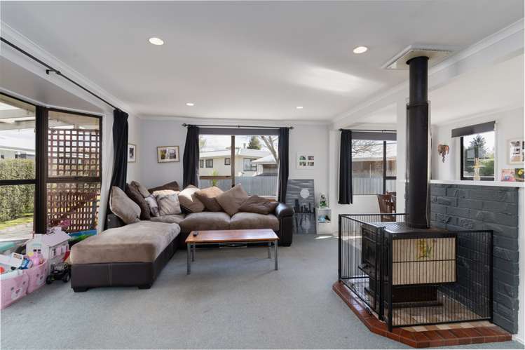 13 Alton Grove Masterton_5