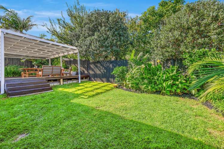 23 Patuone Avenue Devonport_11