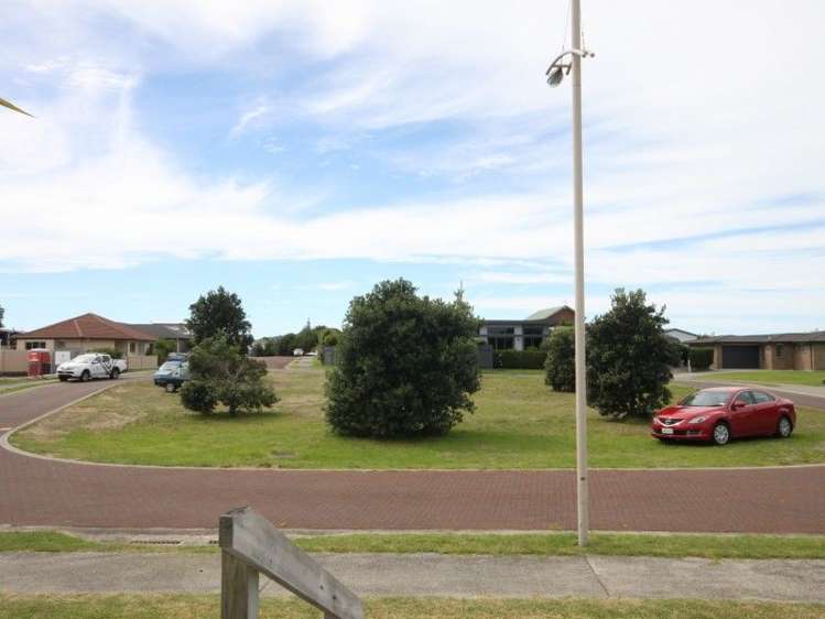 35 Oceanair Drive Pauanui_15