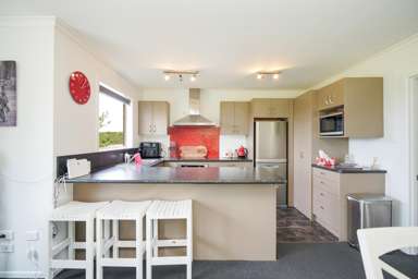 510 Avon Road_2