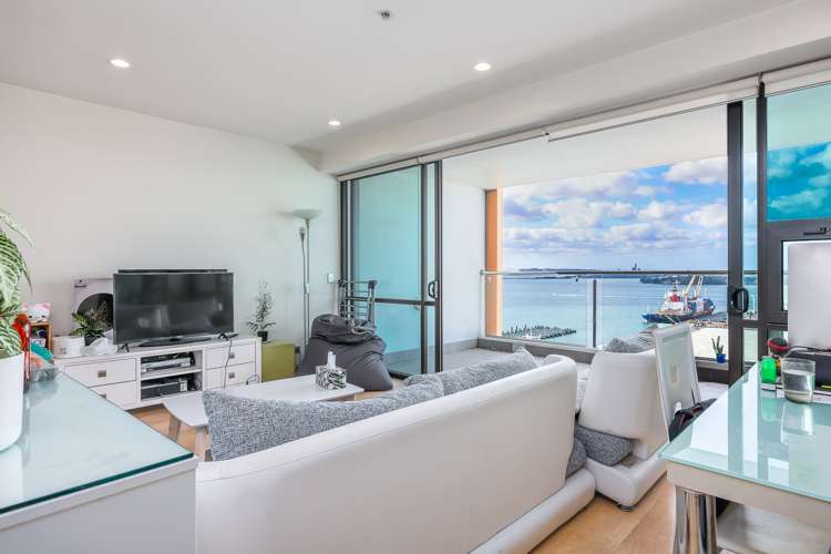 1603/18 Beach Road Auckland Central_5