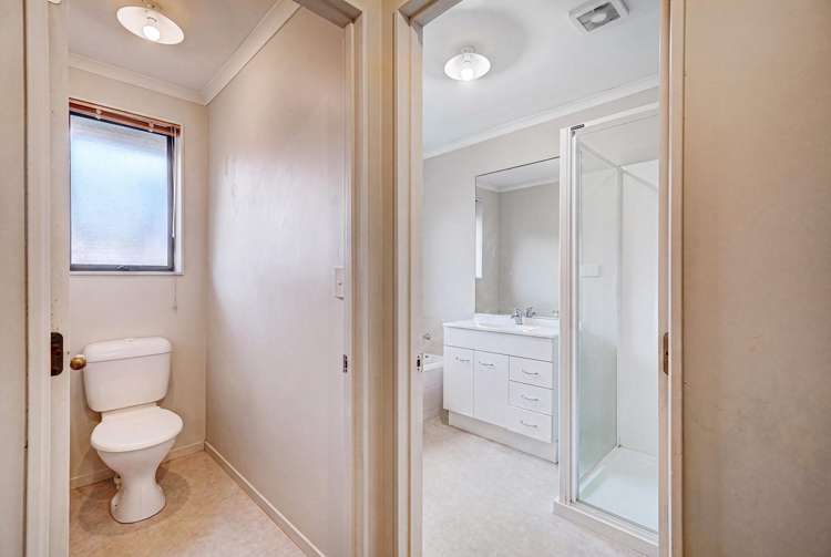 11 Plumstead Rise Glen Eden_14