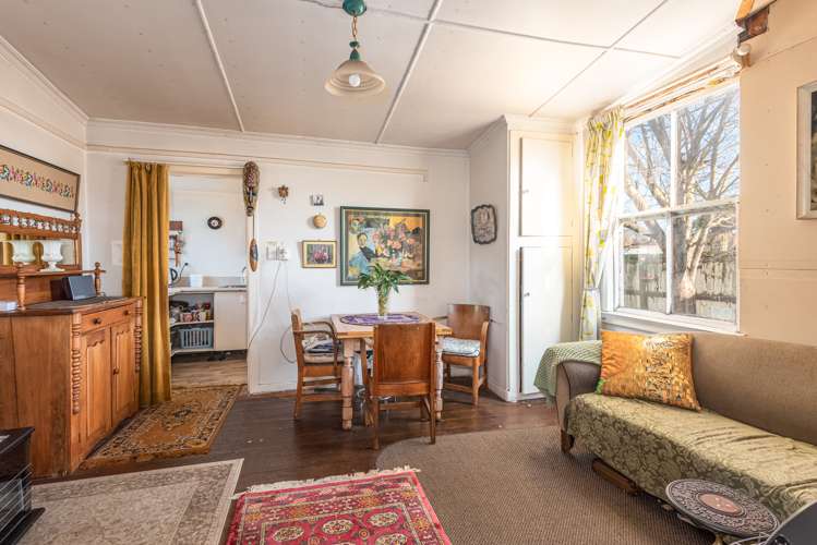 664 Avonside Drive Avonside_5