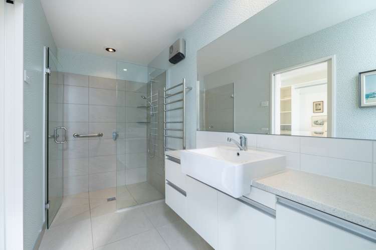 19 Avignon Place Fairhall_11