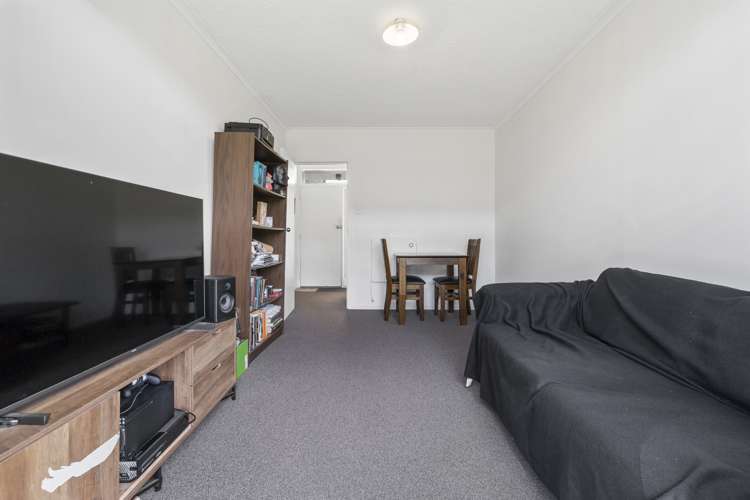 4/35 Campbell Terrace Petone_5