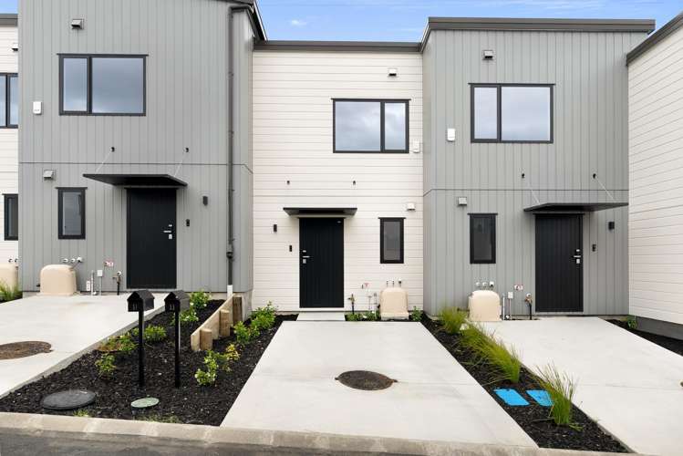 25 Awhi Lane Massey_8