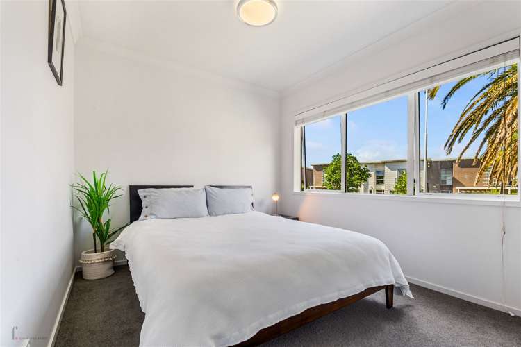 2 Toheroa Street Hobsonville_16