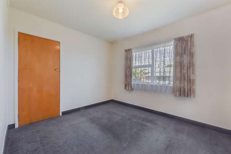 4 Fergusson Street Stoke_14