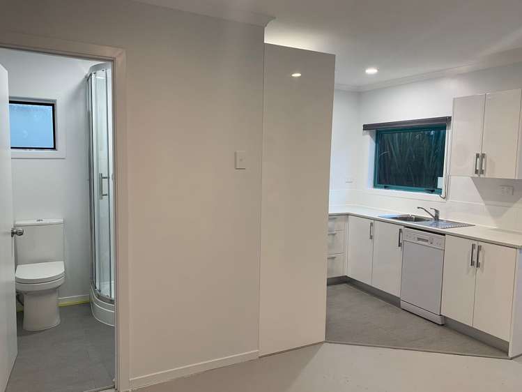 49A Helena Street Massey_5