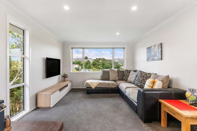 5 Pauline Way Paparangi_5