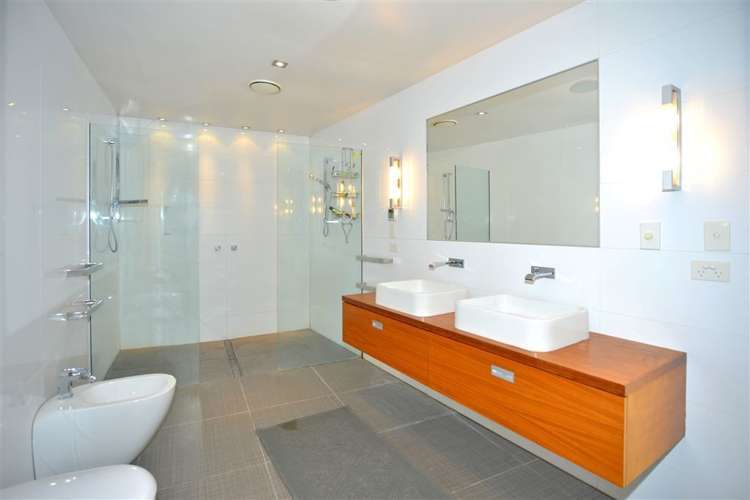 33a Helmores Lane Merivale_17