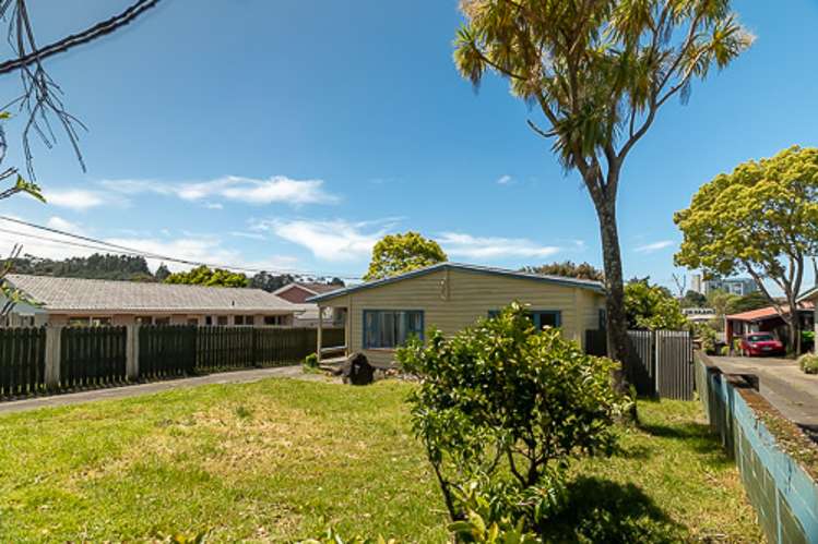 26 Woodglen Road Glen Eden_2