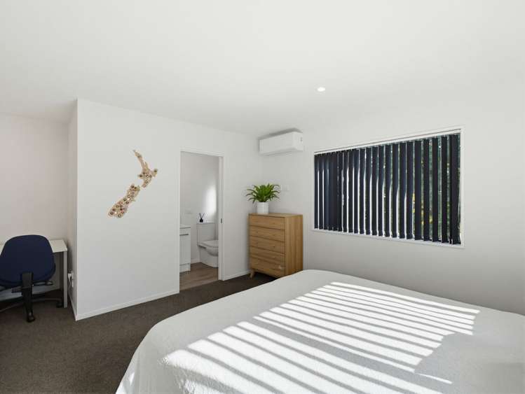 1/10 Parlane Street Addington_14