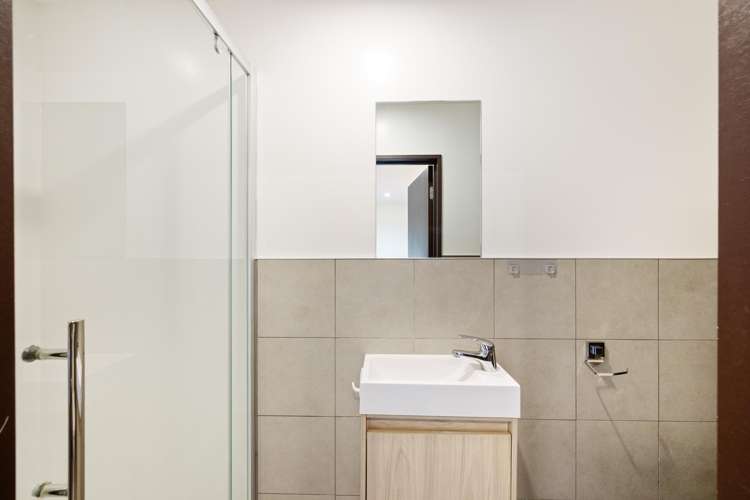 10 Lodge Place Ilam_16