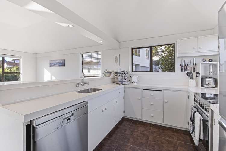 1/53 Parklands Drive Huntsbury_12