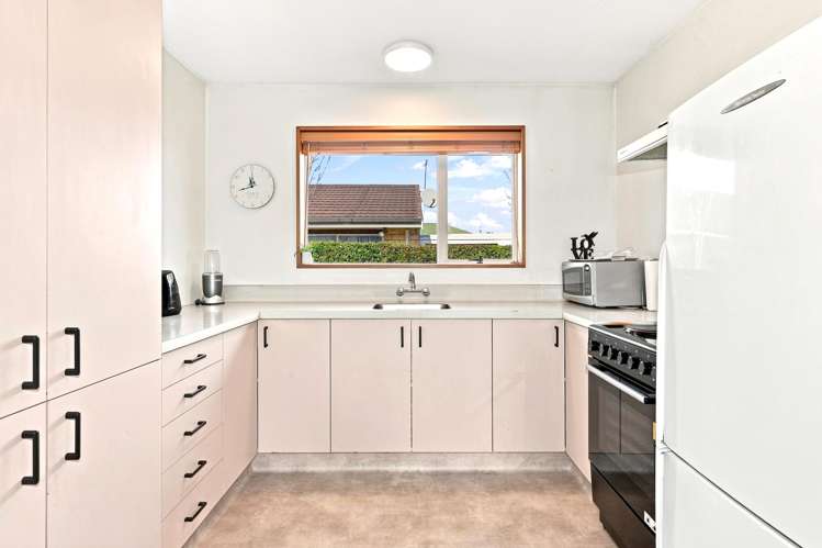 2/48 Longfellow Street Sydenham_4