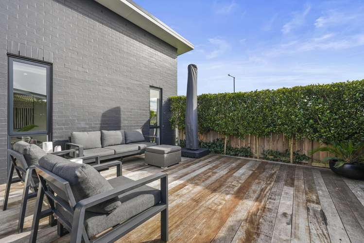 5 Kuku Avenue Red Beach_11