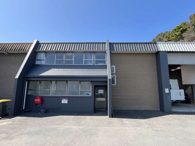 187sqm refurbished industrial on Parkway