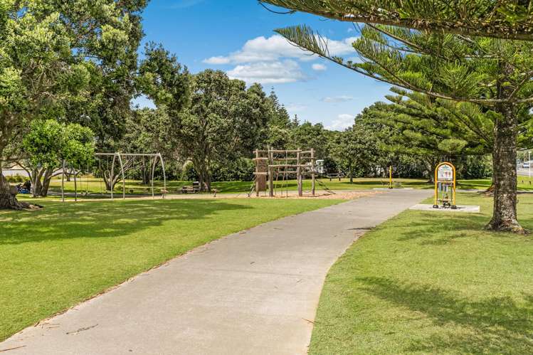 2/3 Centreway Road Orewa_22