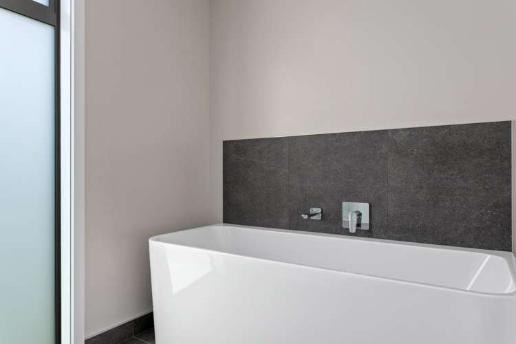 17 Beach Cove Wainui_21