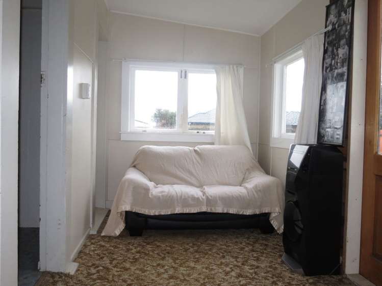 42 Carlton Avenue Gonville_9