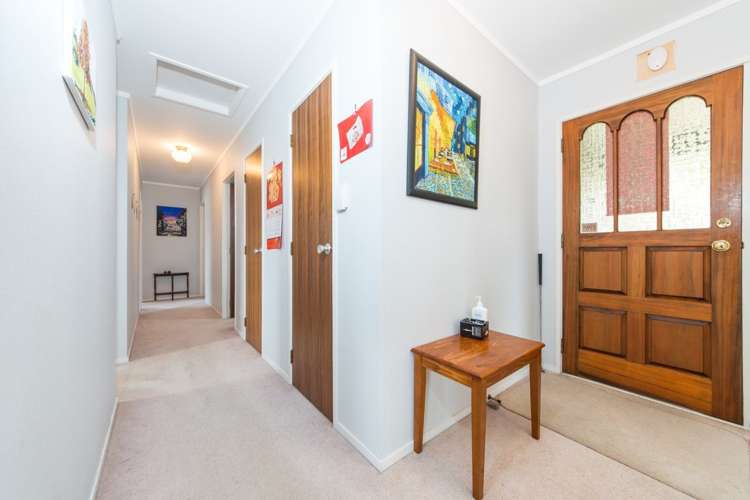 8 Tatyana Place Massey_9