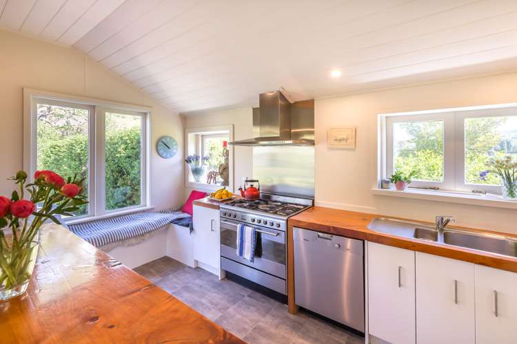 1339 Okains Bay Road Okains Bay_7