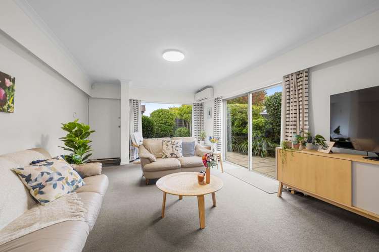 15A St Winifreds Place Bryndwr_13