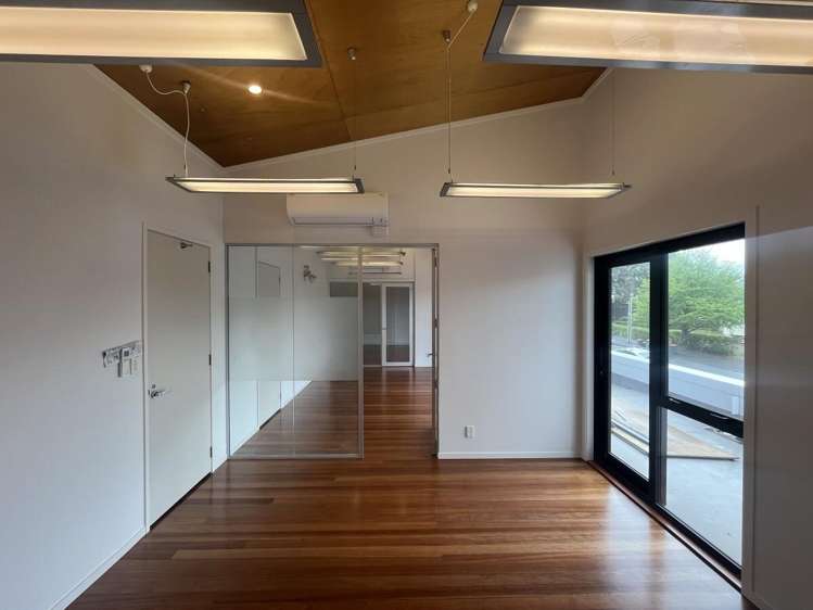 49 Main Highway Ellerslie_3