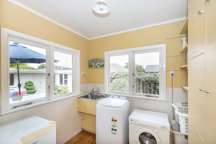 12 Scott Avenue Hamilton East_18