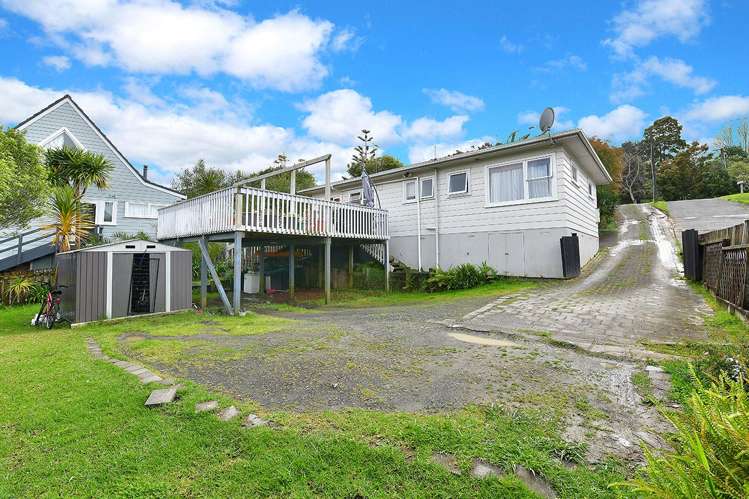 245 Vipond Road Stanmore Bay_16
