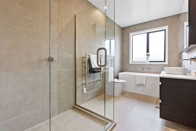 110 Monument Road Clevedon_9