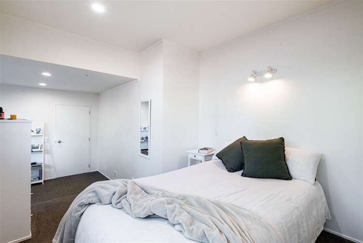 1 La Roche Place Northcote_15