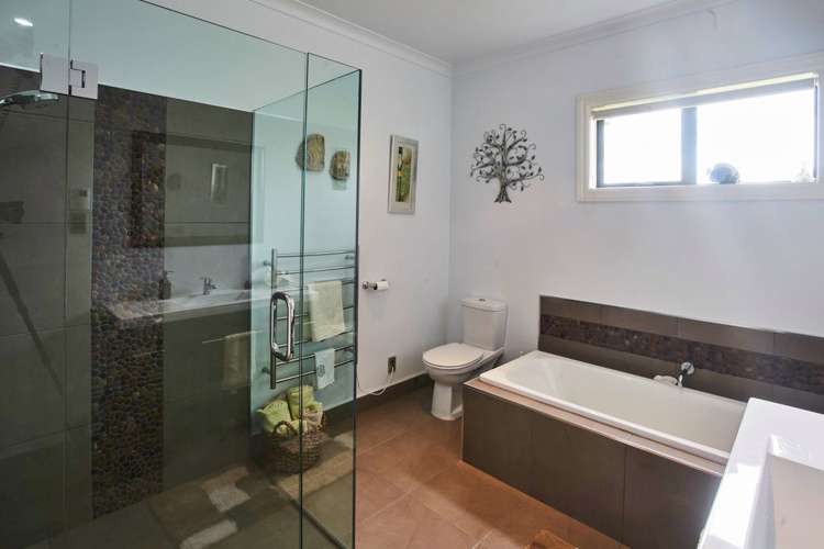 64 Breaksea Street Te Anau_17