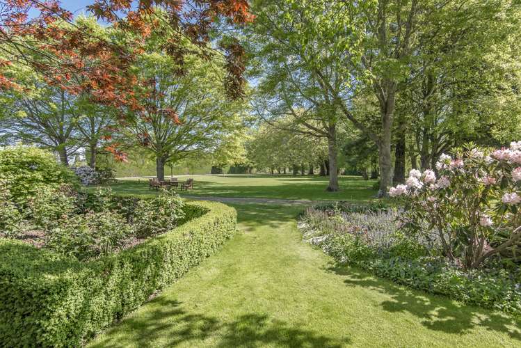 214 Englishs Road Lincoln_17