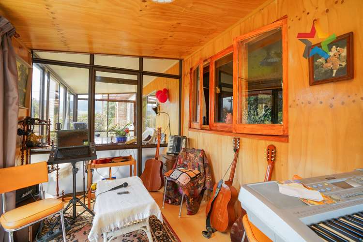 21 Redpath Road Orepuki_17