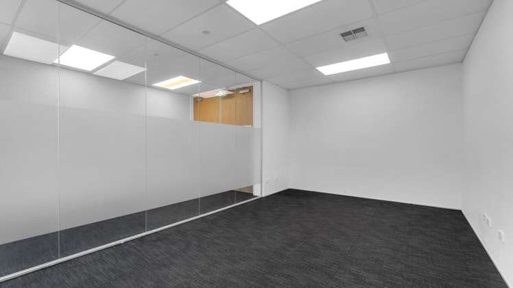 6 Sir William Pickering Drive Burnside_14