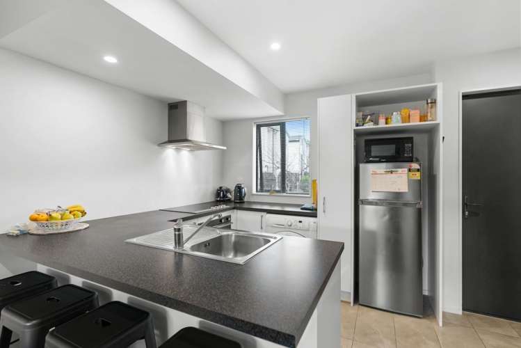 53/10 Buffon Street Waltham_2