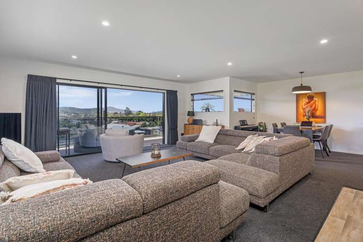 7 Panorama Parade Pauanui_9