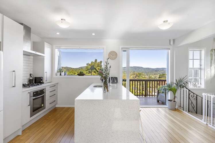 162 Glengarry Road Glen Eden_2