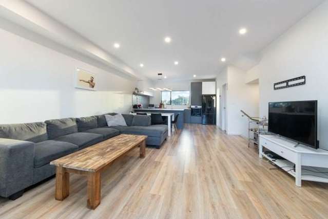 2B Kororo Street Northcote_4