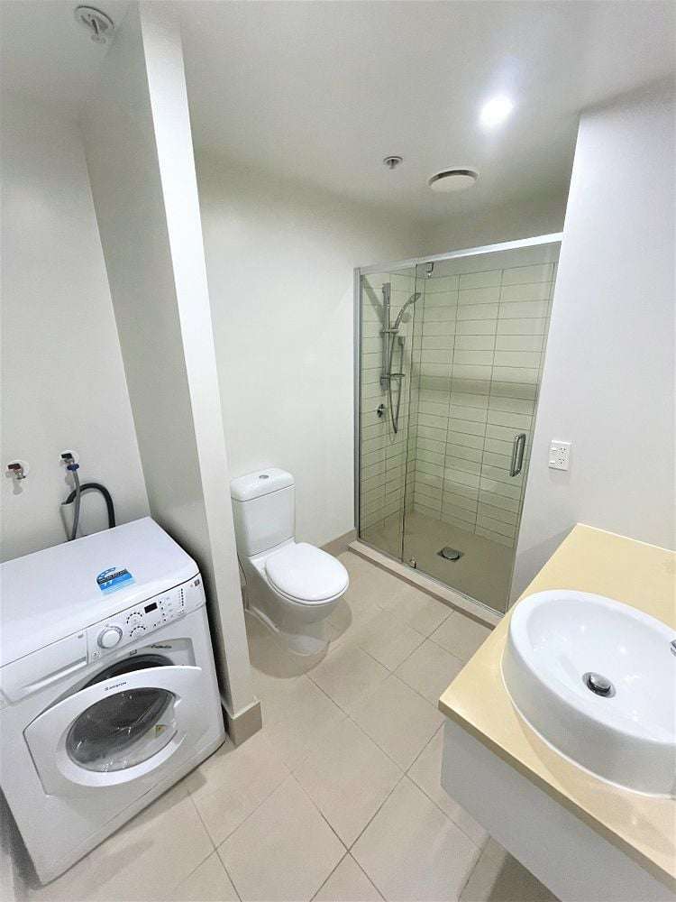 310/4 Dockside Lane Auckland Central_7