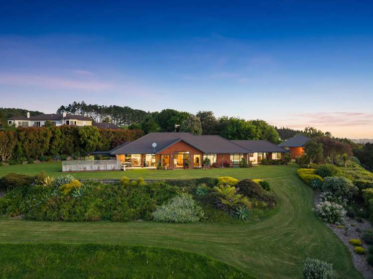 350 MacWhinney Drive Drury_2