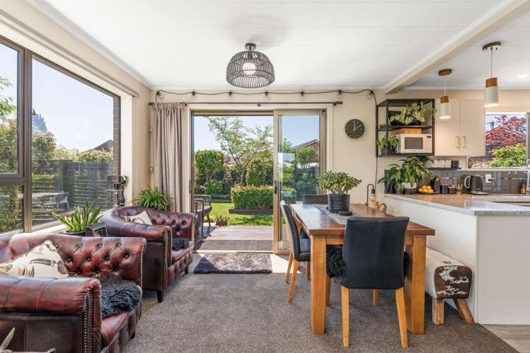 2 Kent Place Mosgiel_5