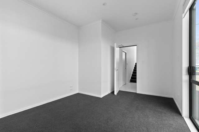 1/24 Liverpool Street 10463_4